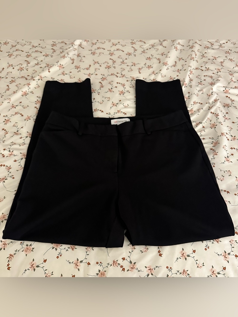 Liz Claiborne Black Skinny Ankle Trouser Pants size 8 office career professional